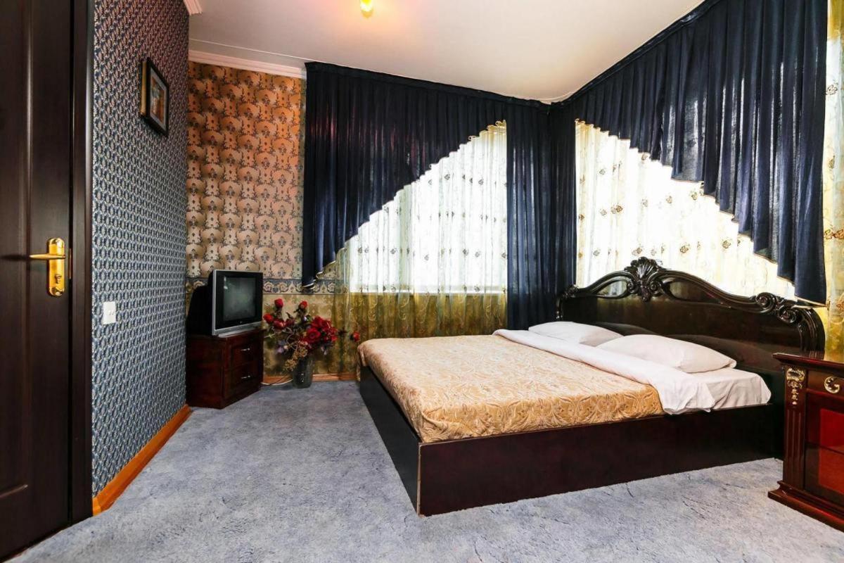 Santorini Hotel Codru ภายนอก รูปภาพ