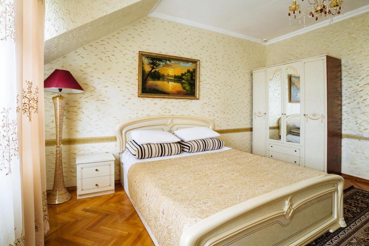 Santorini Hotel Codru ภายนอก รูปภาพ