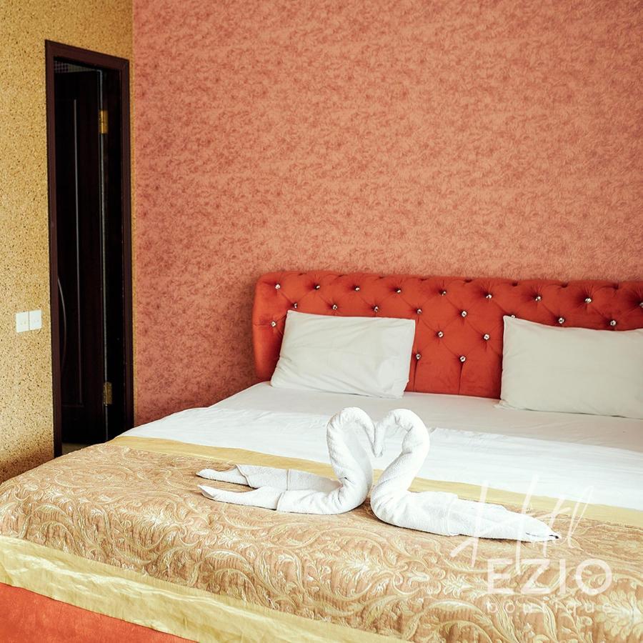 Santorini Hotel Codru ภายนอก รูปภาพ