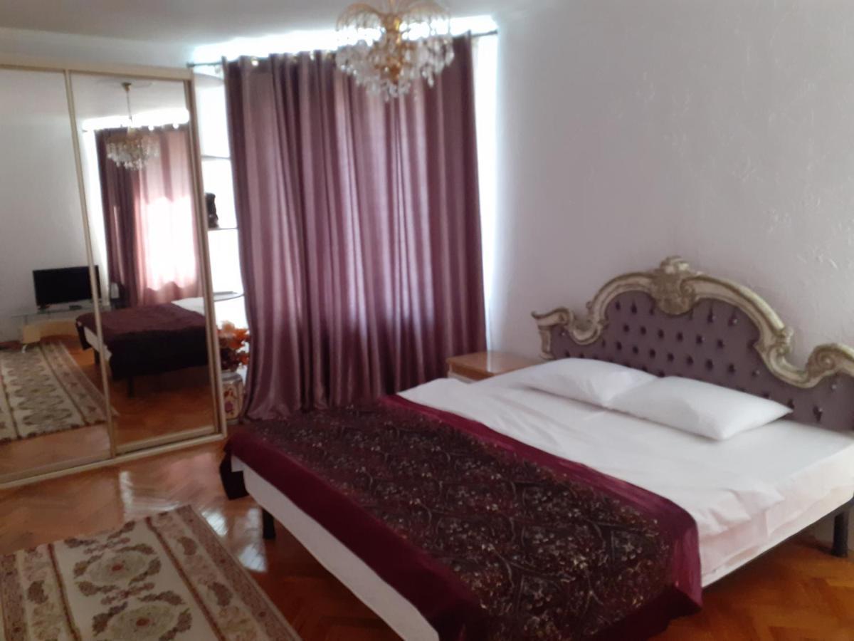 Santorini Hotel Codru ภายนอก รูปภาพ